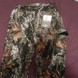 ** New Medalist outer pants